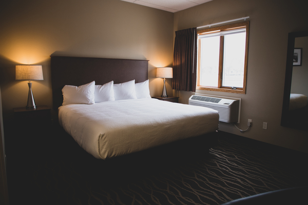 Single King: handicap/hearing impaired Photo 1